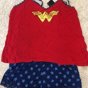 Wonder Woman sleep set